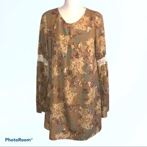 Honey Punch Floral dress